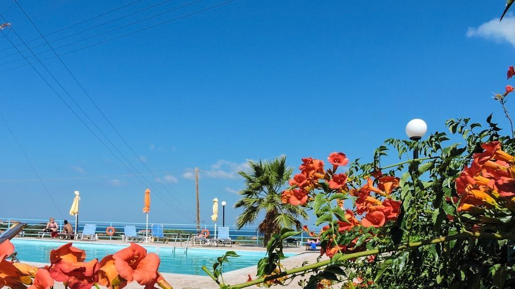 Marianthi Paradise Mithymna Exterior photo